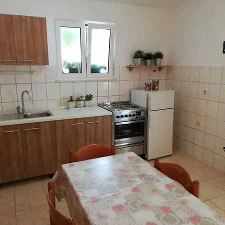 Apartment Center Tonka Makarska